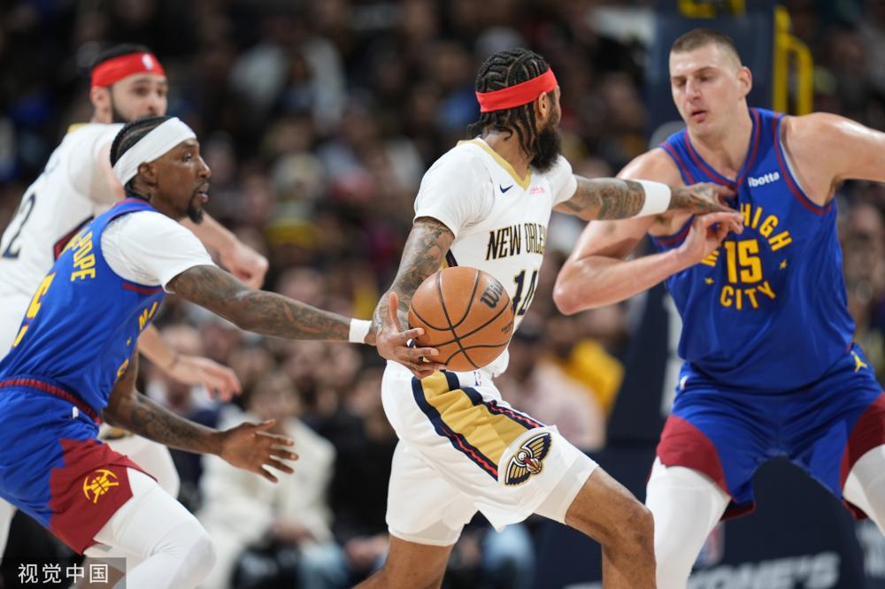 一场122-127给勇士送上大礼，西部前6稳了，但仍需解决2大难题.